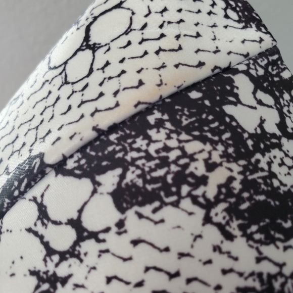 The Limited Scandal Collection Ivory Jacket Rare EUC - Picture 8 of 8